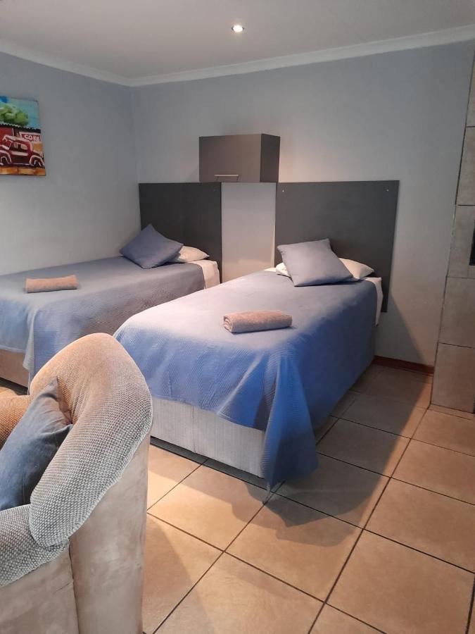 Platberg Self-Catering Harrismith Exterior foto